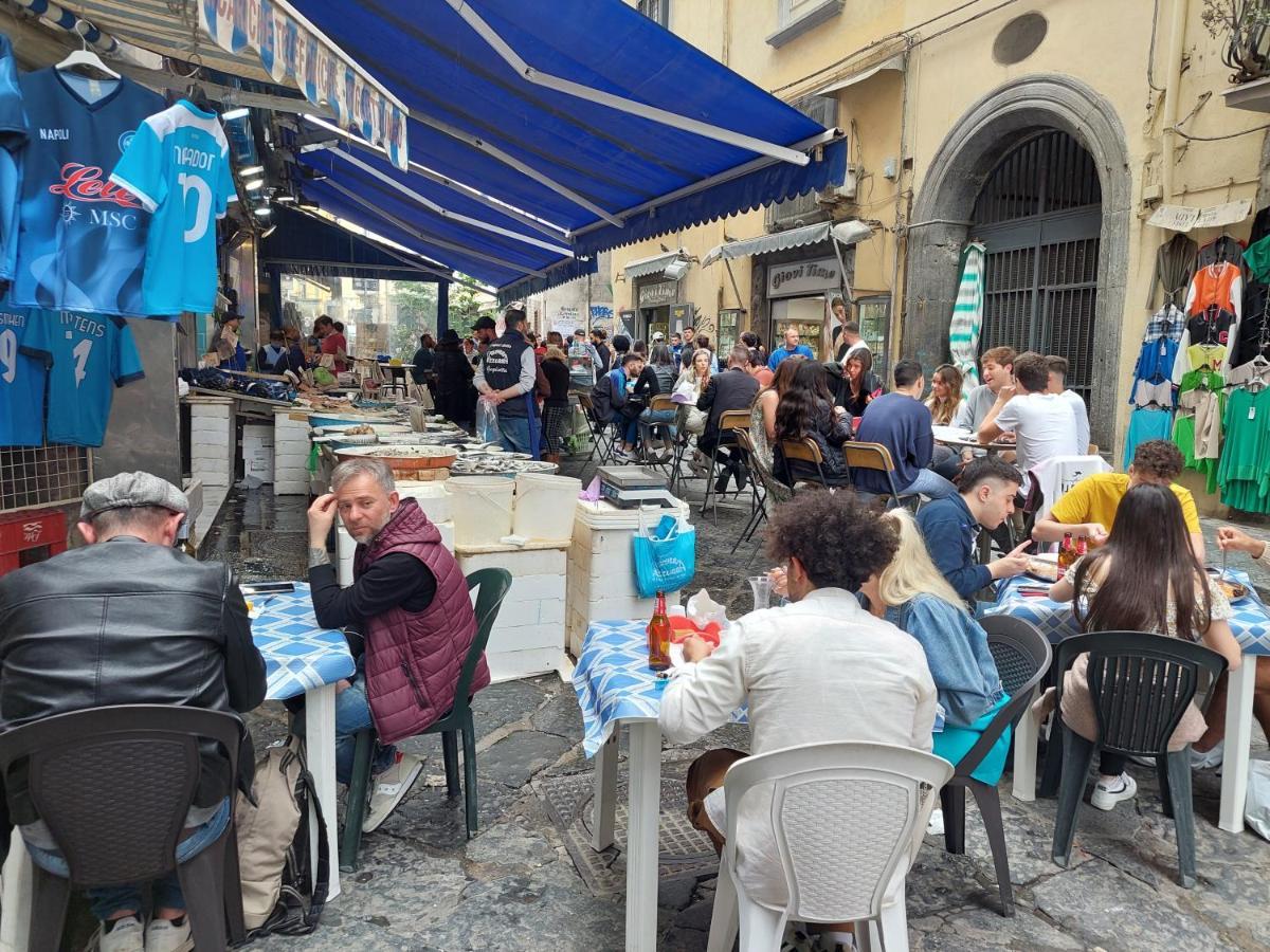 Mini Appartamento Al Chiostro Neapol Zewnętrze zdjęcie